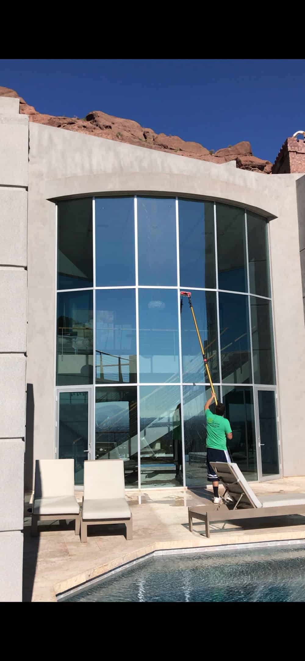 Commercial Window and Screen Cleaning image