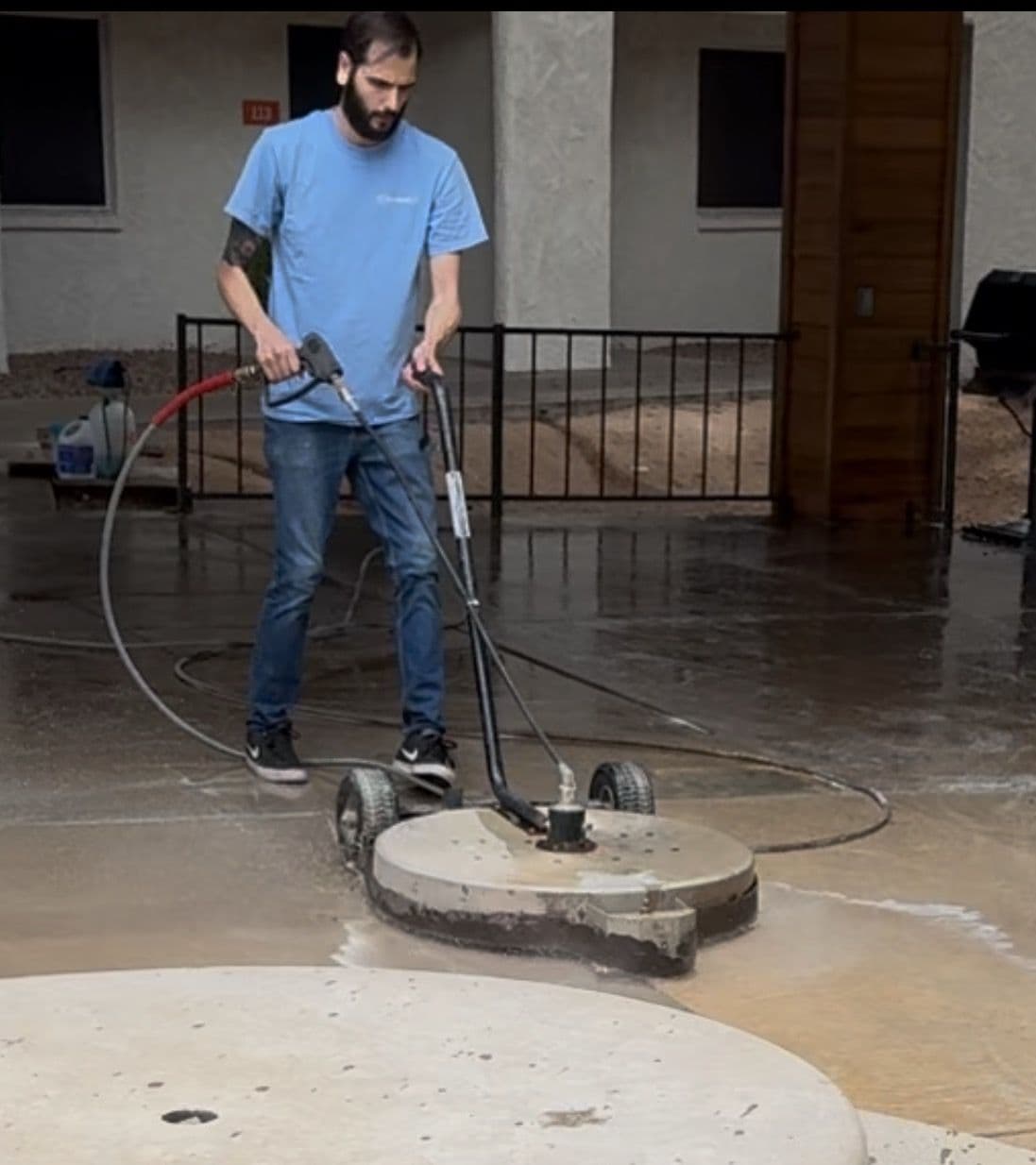 Project Expert Pressure Washing at Tides on East Cactus image